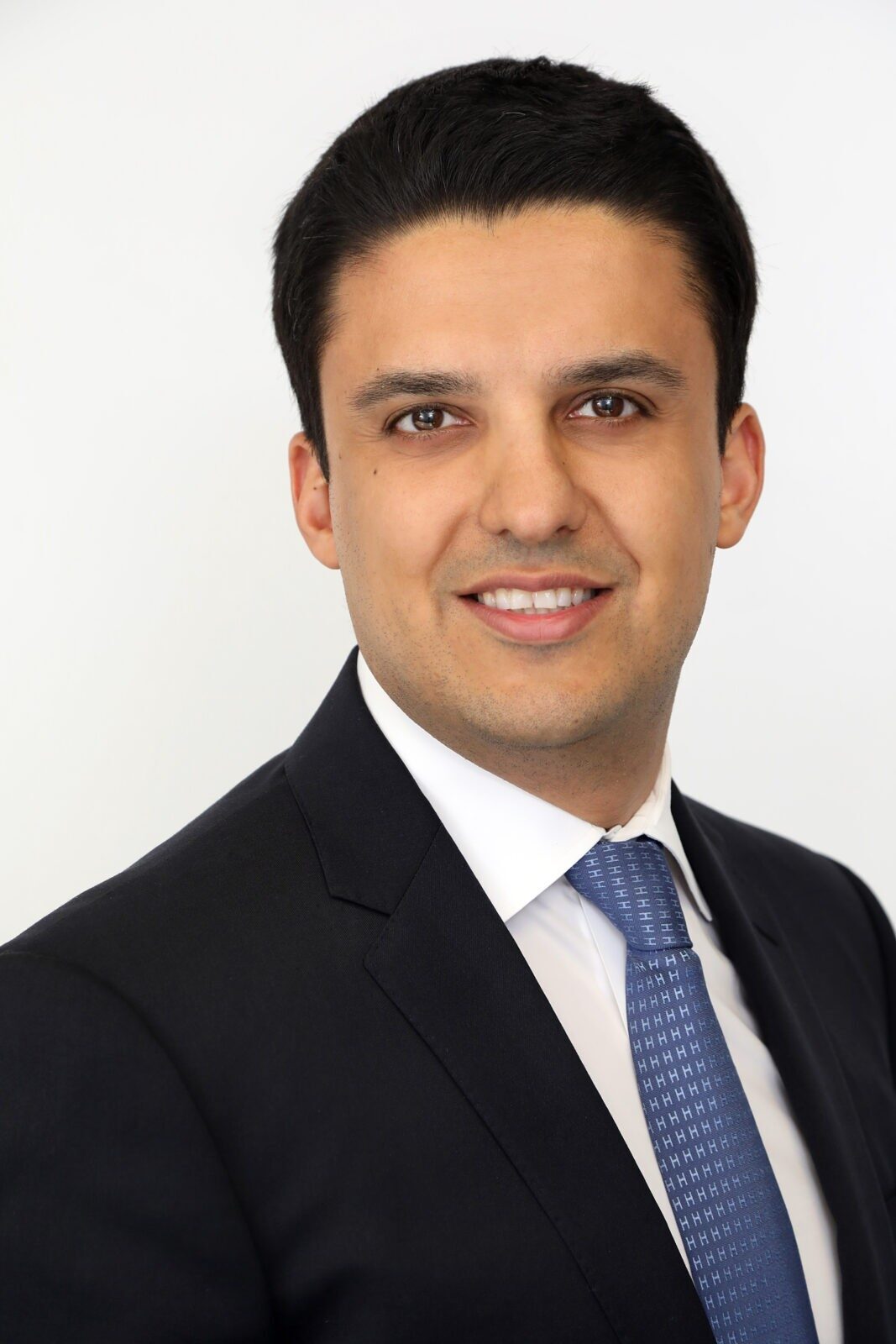 Farhad Alavi, Managing Partner